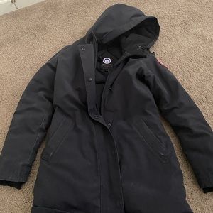 AUTHENTIC Canada Goose Victoria Parka!